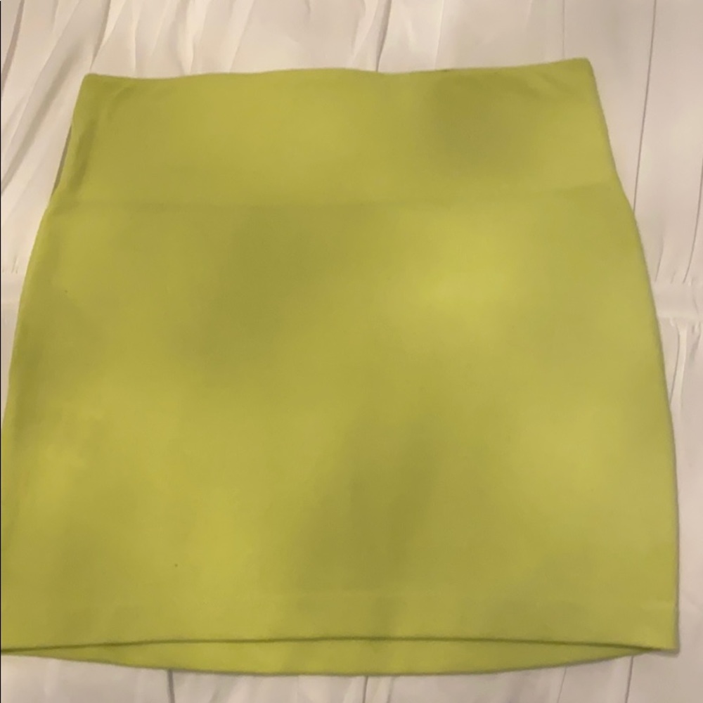 BCBG light lime mini skirt